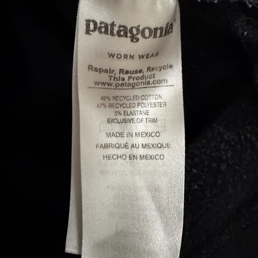 Patagonia Uprisal Crew Sweatshirt Black Graphic Logo Size Large - Picture 7 of 8
